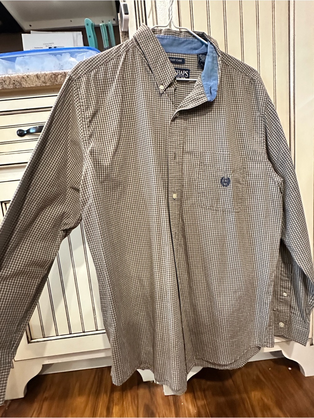 Chaps Men’s Tan and Blue Small-Check Button-Down Shirt